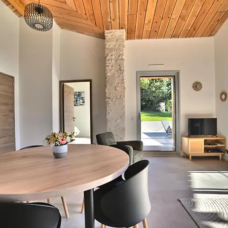 Maison Cosy Avec Exterieur Et Velos Electriques Dom wakacyjny