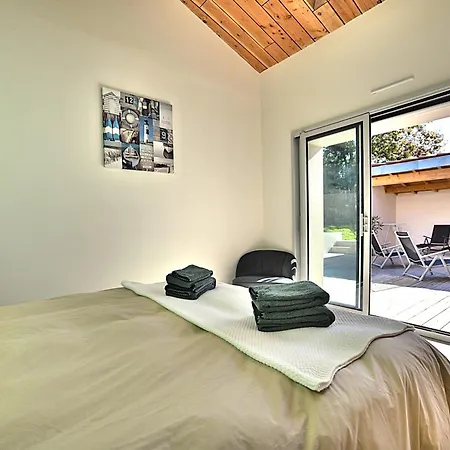 Dom wakacyjny Maison Cosy Avec Exterieur Et Velos Electriques *
