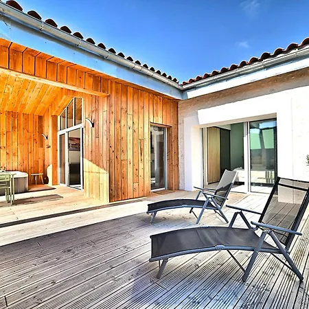 L Etel - Exterieur Vue Etoiles De La Et Velos Electriques *